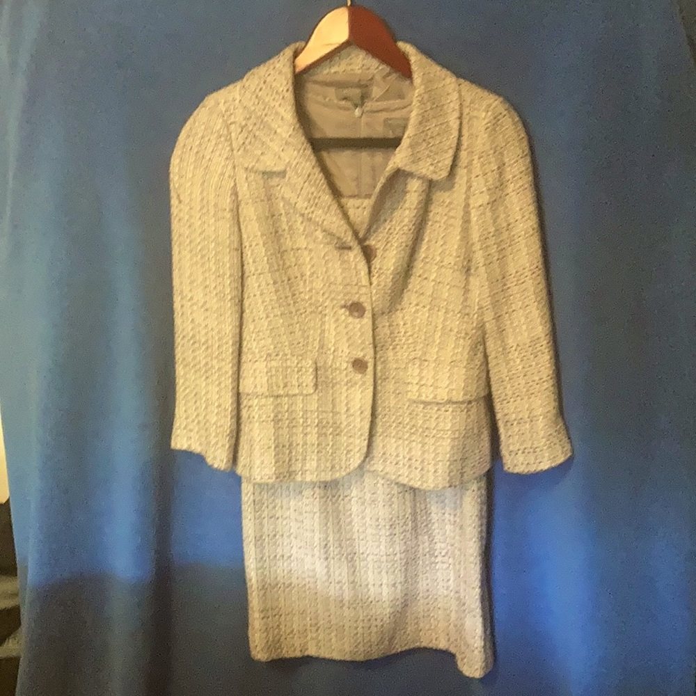 Ann Taylor business suit